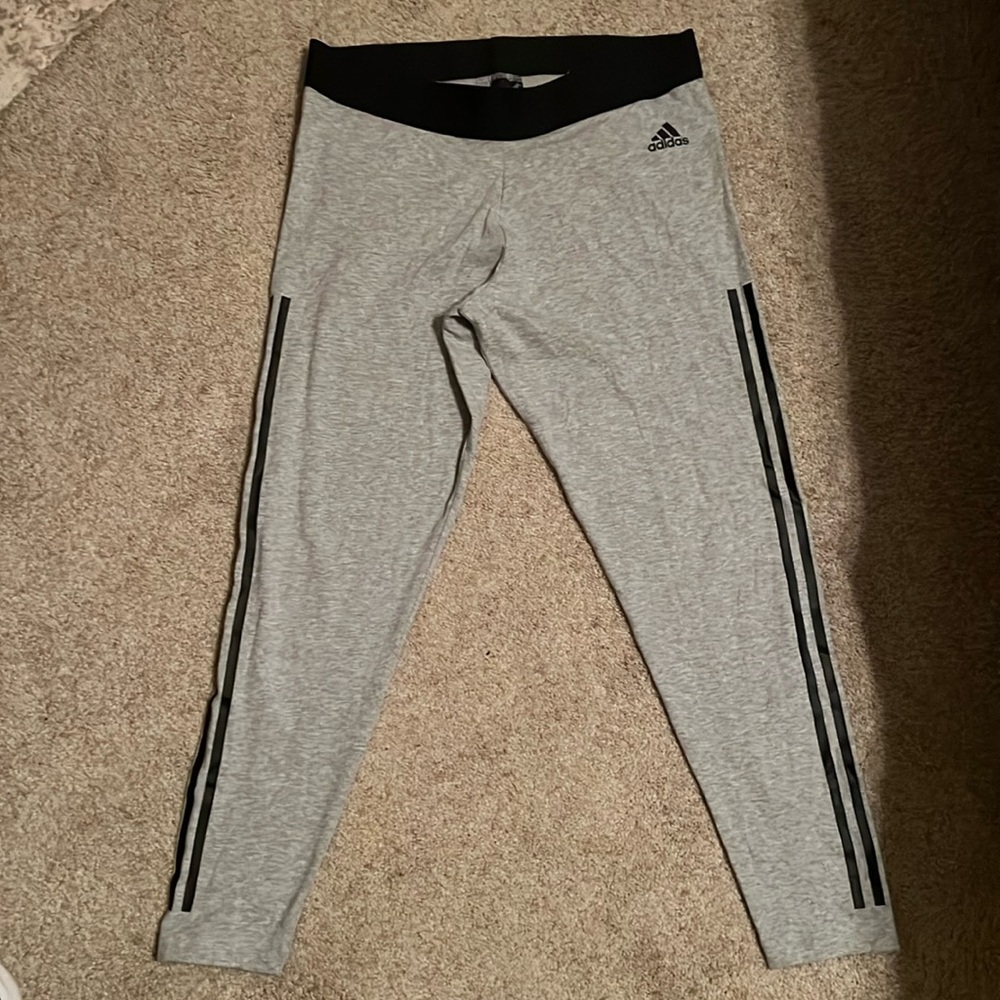 Women’s Adidas leggings